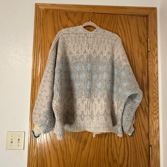 Free People Winter Wonderland Cardigan Sweater - Size M (oversized) - Picture 3 of 13